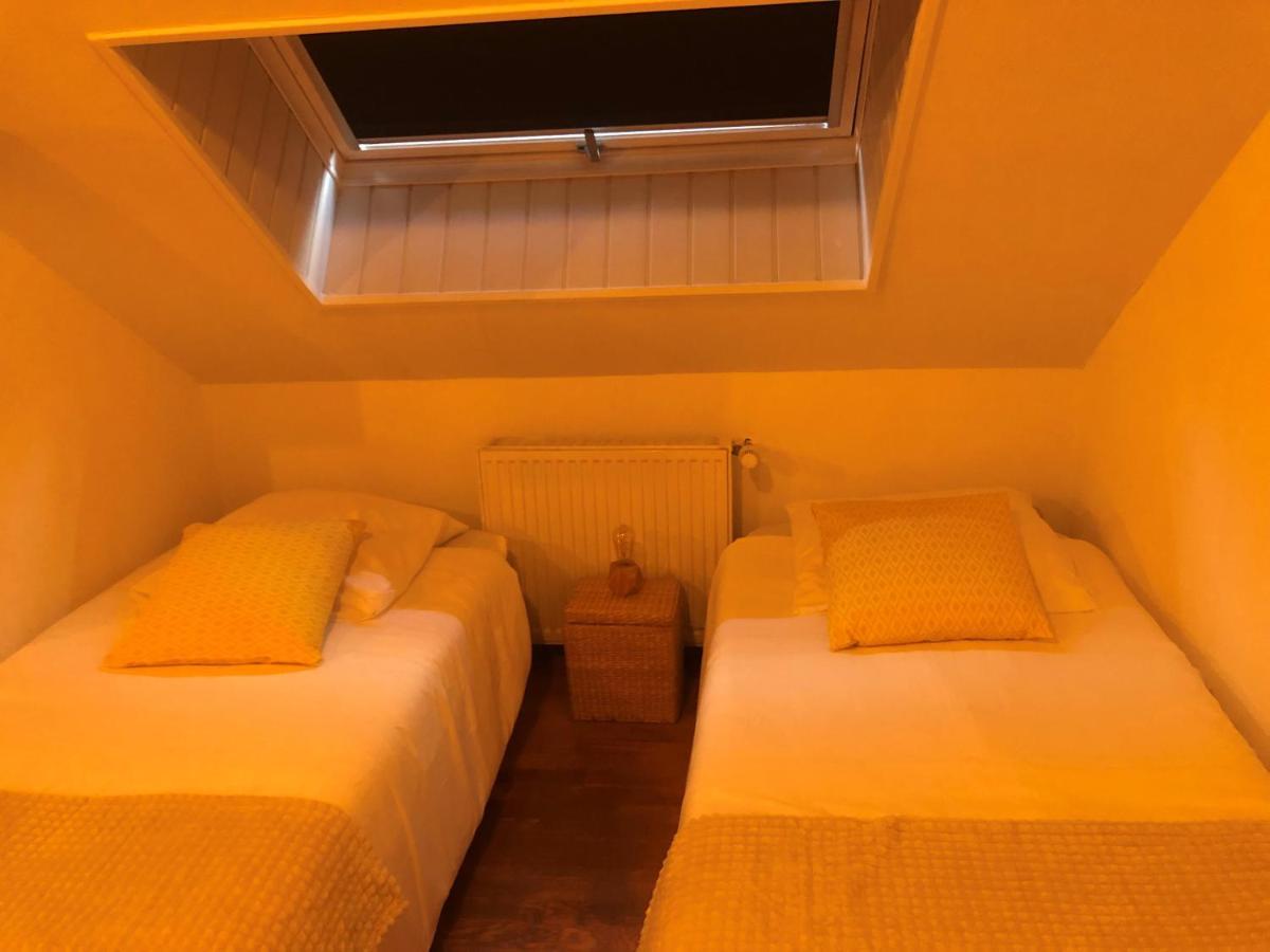 Grande Chambre Familiale Jaune Tout Bonnement Bien Putot-en-Auge Ngoại thất bức ảnh